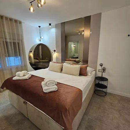 Luxury Ane شقة