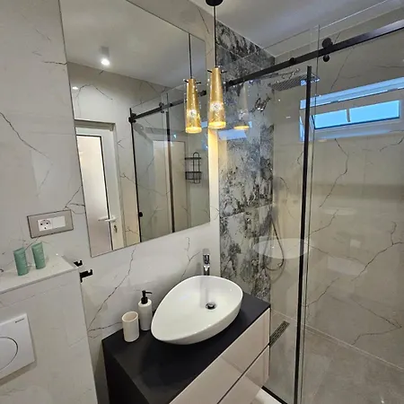 Luxury Ane * زادار