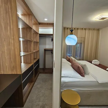 Luxury Ane