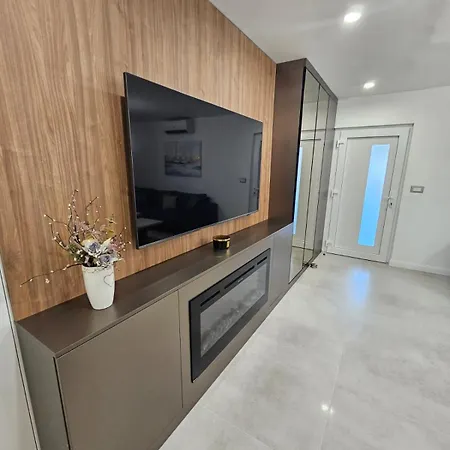 아파트 Luxury Ane *