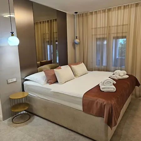 Luxury Ane